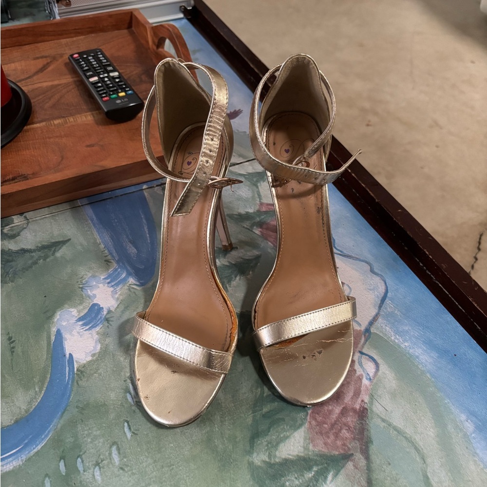 Elegant Gold Women's Heels